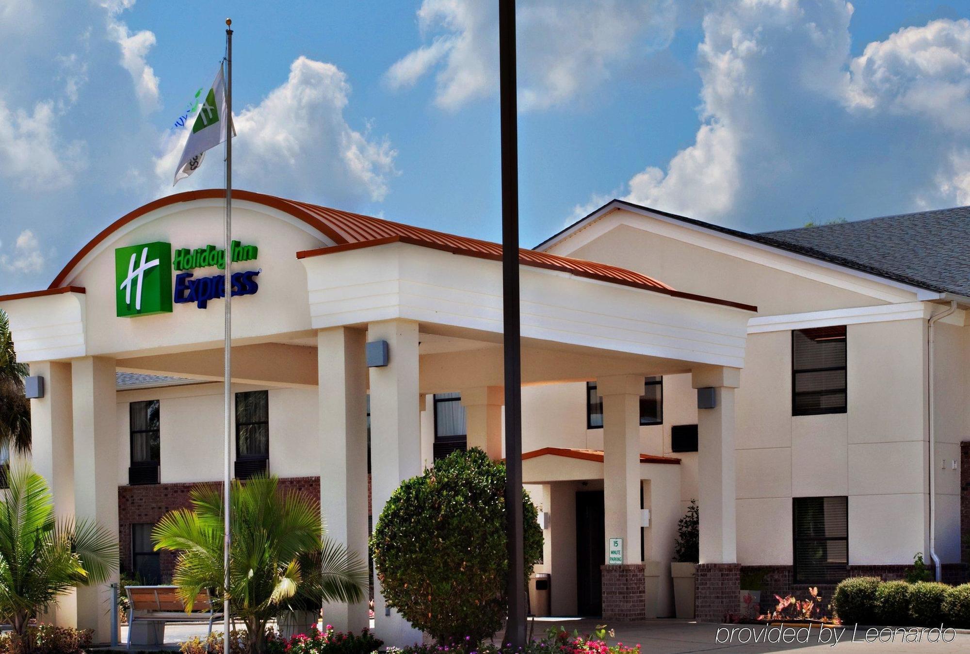 Holiday Inn Express Breaux Bridge By Ihg Henderson Exteriör bild